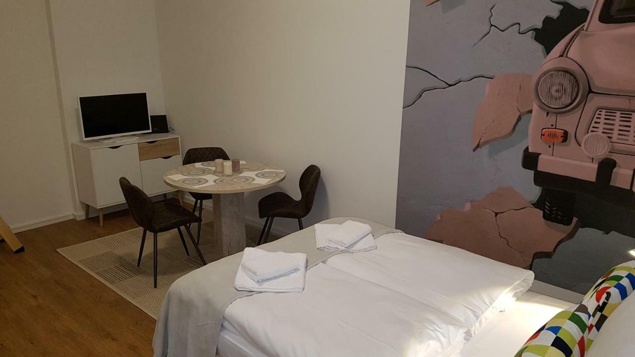 Studio Apartment For 3 برلين المظهر الخارجي الصورة